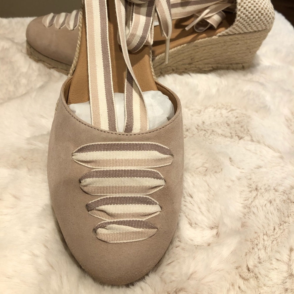 New! Taupe leather espadrilles size 10